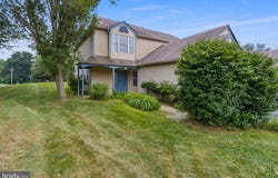 18 HAWTHORNE COURT, HAMILTON, NJ 08690