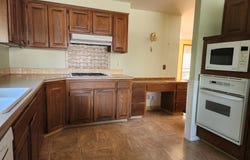 1527 NE LAURELWOOD CIR, Canby, OR 97013