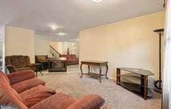 202 CHAMBERS RIDGE, YORK, PA 17402