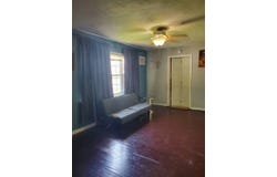 103 W King St., Fairfield, IL 62837