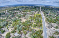 9007 Gainsborough Dr, Spring Branch, TX 78070