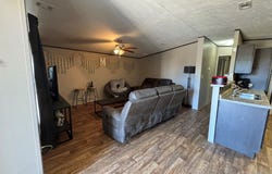 124 N Maple Ave, Kermit, TX 79745