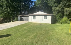 6178 Graceland, Morrow, GA 30260