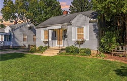 113 Adams Avenue, Cuyahoga Falls, OH 44221
