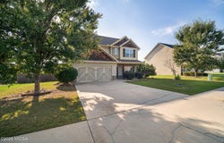 602 Rolling Acres Drive, Kathleen, GA 31047