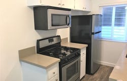 3011 E 4th St, Long Beach, CA 90814