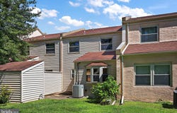 2105 CHELMSFORD CIRCLE, NEWARK, DE 19713