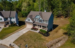 19 Four Feathers Lane NE, Rydal, GA 30171