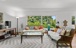6930 SW BRIER PL, Portland, OR 97219