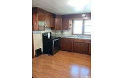 392 21ST Place, Clinton, IA 52732