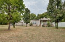 516 S Richland Road, Yukon, OK 73099