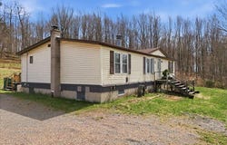 6 Double D Drive, Equinunk, PA 18417