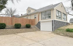 1001 Pike Street, St Charles, MO 63301