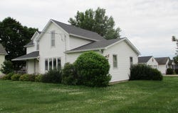 1008 Wilson Street, Dysart, IA 52224