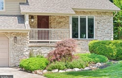 136 BRIARWOOD COURT, CAMP HILL, PA 17011