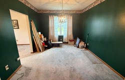318 Eddington Drive, Pataskala, OH 43062
