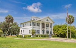 21810 Pearl Street, Alva, FL 33920