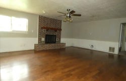 104 Emory Rd, Duncan, OK 73533