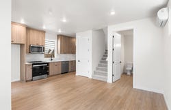 72 NE Stanton, Portland, OR 97212