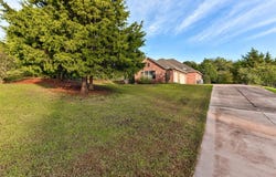 3800 Woodridge Trail, Edmond, OK 73034