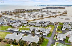 10654 E Bayshore Road, Marblehead, OH 43440
