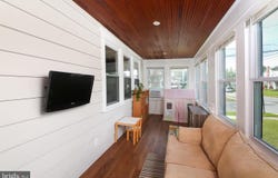 101 E CHELTON RD, BROOKHAVEN, PA 19015