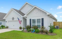 4175 Montague Dr, Gulf Shores, AL 36542