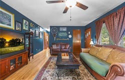 1665 Sandhurst Avenue E, Maplewood, MN 55109