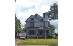 5 Wooster Street NE, Navarre, OH 44662