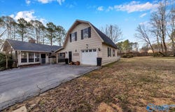 594 East Highway, Boaz, AL 35957