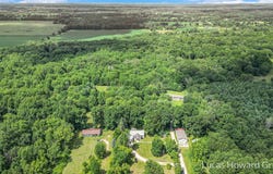 3155 Cowboy Cove Lane, Ionia, MI 48846