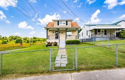 934 Massachusetts Ave, Bristol, VA 24201