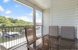 40 Lighthouse Road, Lake Ozark, MO 65049