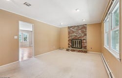 2 Breton Dr, Montville Twp., NJ 07058-9408