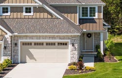 123 Town Centre Drive, Broadview Heights, OH 44147