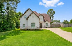 255 Towering Oak Meadows, Longview, TX 75602
