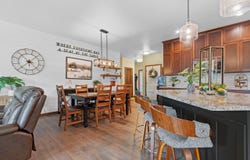 5036 N MILKWEED Trail, APPLETON, WI 54913