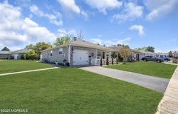 22 Margarita Street, Toms River, NJ 08757