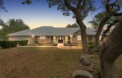 642 PHANTOM RIDER TRL, Spring Branch, TX 78070