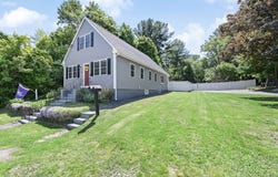 48 Old Elm St, Billerica, MA 01862