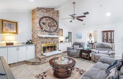 4716 REBECCA Boulevard, Kenner, LA 70065