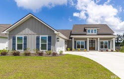 675 Kitfox Avenue, Fairhope, AL 36532
