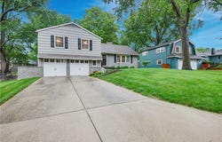 6016 W 85th Street, Overland Park, KS 66207