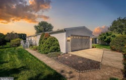 218 W SPRUCE Street, PALMYRA, PA 17078