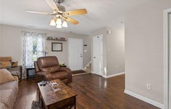 11 Knox Place, Hampton, VA 23669