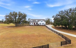 5608 STRONG POINT, WEIRSDALE, FL 32195