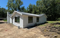 51 Lilac St, Starkville, MS 39759