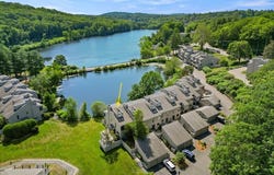 84 Mill Pond, North Andover, MA 01845