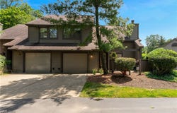 1173 Red Tail Hawk Court unit: 4, Youngstown, OH 44512