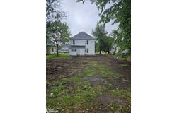 901 Queen Anne Avenue, Ottumwa, IA 52501